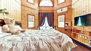 Room (208 - Base 2 pax) | Free WiFi