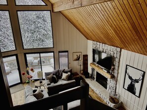 Smart TV, fireplace, table football