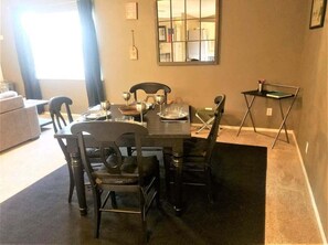 Dining - Friendly Nabors (Ruidoso)