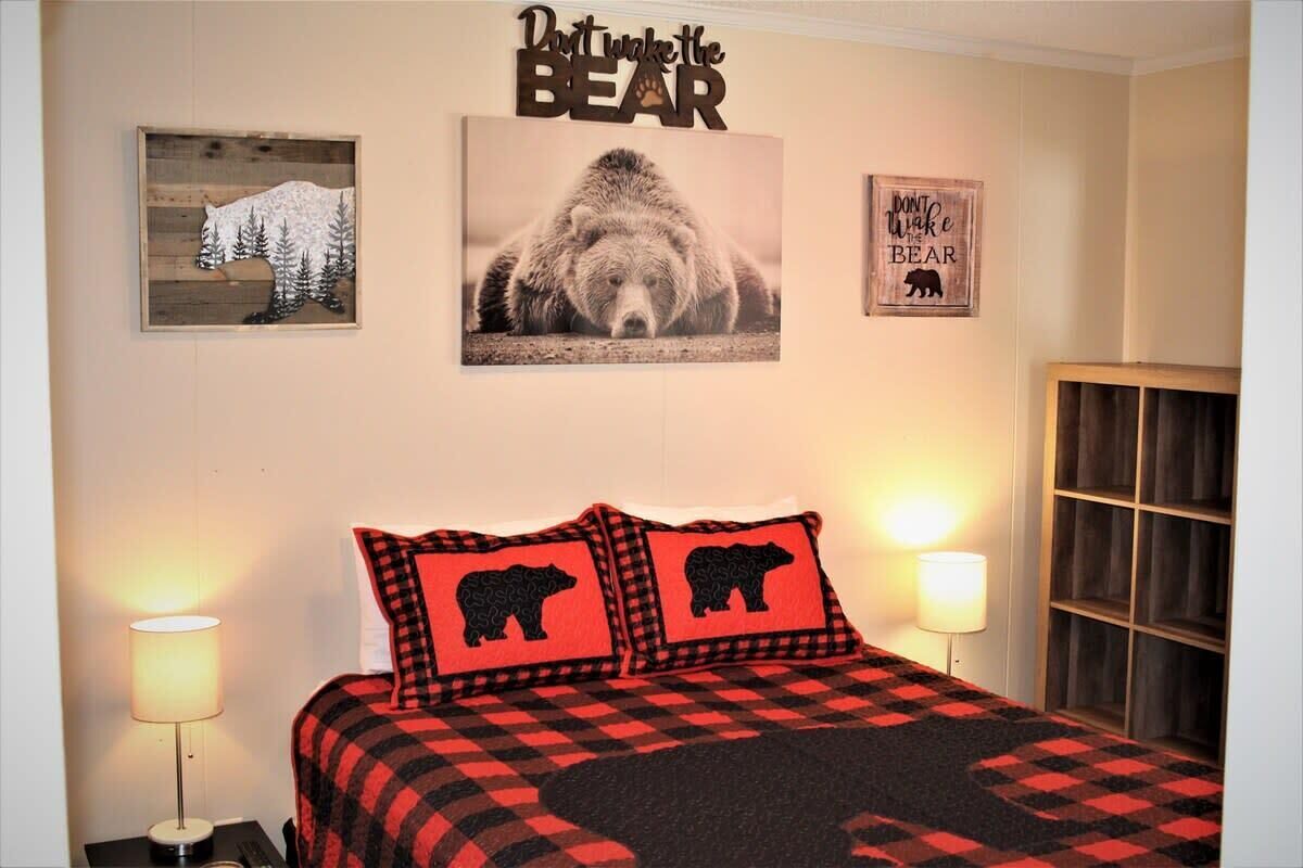 1 habitación, tabla de planchar con plancha, wifi y ropa de cama 