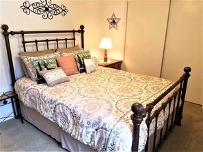 Unclassified image, 3 of 32, button