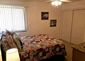 Unclassified image, 5 of 32, button