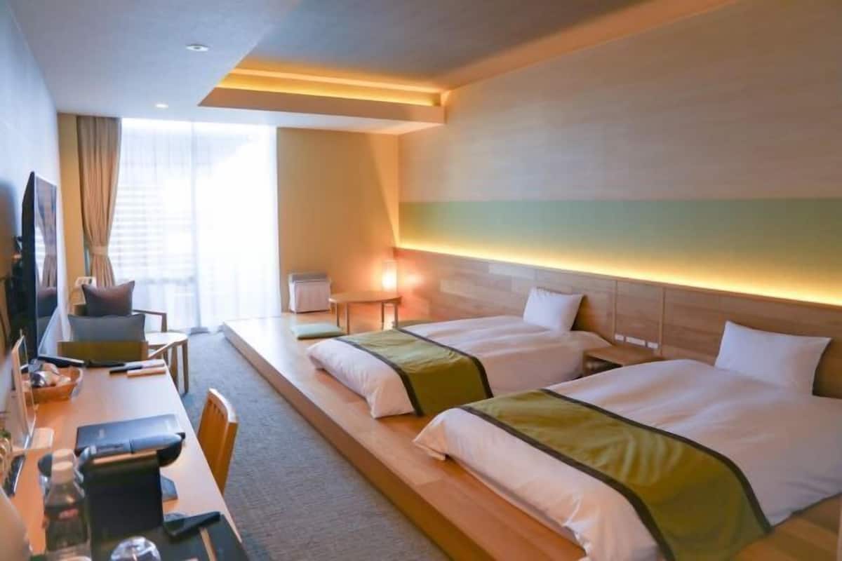 1 bedroom, in-room safe, desk, free WiFi