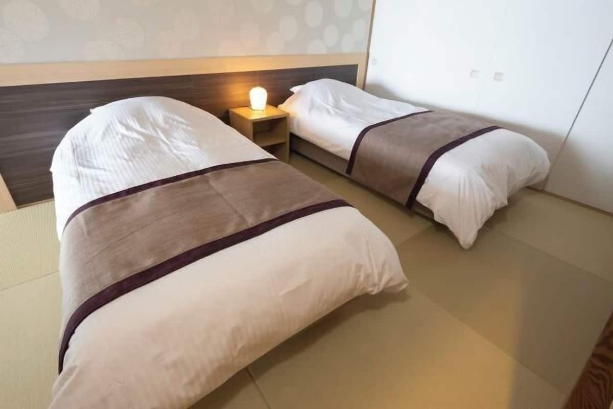 1 bedroom, in-room safe, desk, free WiFi