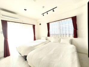 1 bedroom, desk, free WiFi, bed sheets