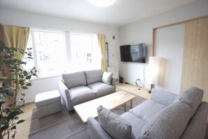 하우스 (Private Vacation Home) | 거실 | 평면 TV