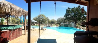 Cody's Happy Trails Ranch Vacation Rental -New Braunfels Texas!