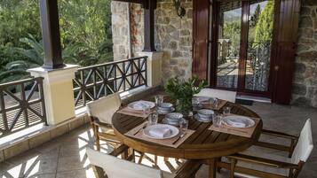 Restauration extérieure