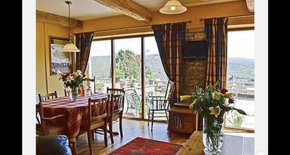 Peacock Cottage, tierfreundlich, Black Mountain Range, eingebettet in Brecon Beacons
