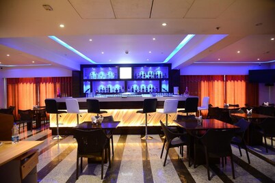 HOTEL MASINENI GRAND
