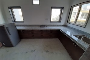 Private kitchen - Epic Homes (Udaipur)