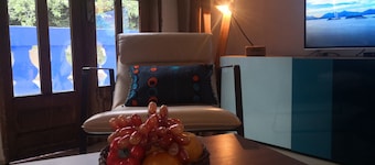 Elegant contemporary apartment, a perfect getaway in Yaounde