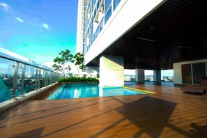 Interior - Minimalist and Homey Studio Menteng Park Apartment (Jakarta)