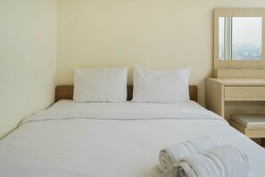 Room | 2 bedrooms, free WiFi, bed sheets - Wonderful 2BR Menteng Park Apartment with Private Lift (Jakarta)