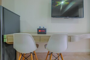 Room | In-room dining - Brand New Studio Apartment at Menteng Park (Jakarta)