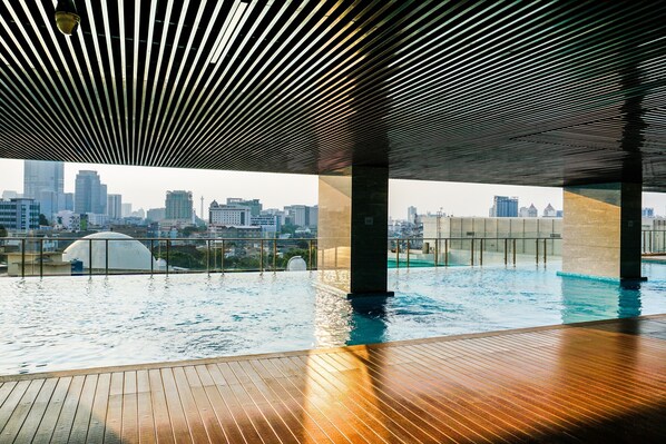 Outdoor pool - Brand New Studio Apartment at Menteng Park (Jakarta)