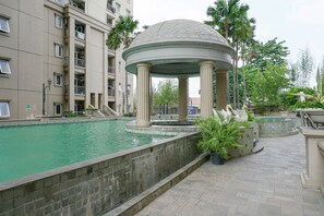Hồ bơi ngoài trời 