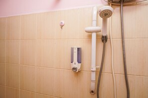 Rum | Badrum | Dusch, gratis toalettartiklar och handdukar