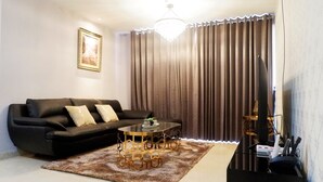 Interior - Spectacular 3BR Apartment at The Peak Residence (Surabaya)
