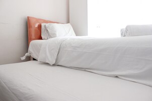 Wifi gratis y ropa de cama 