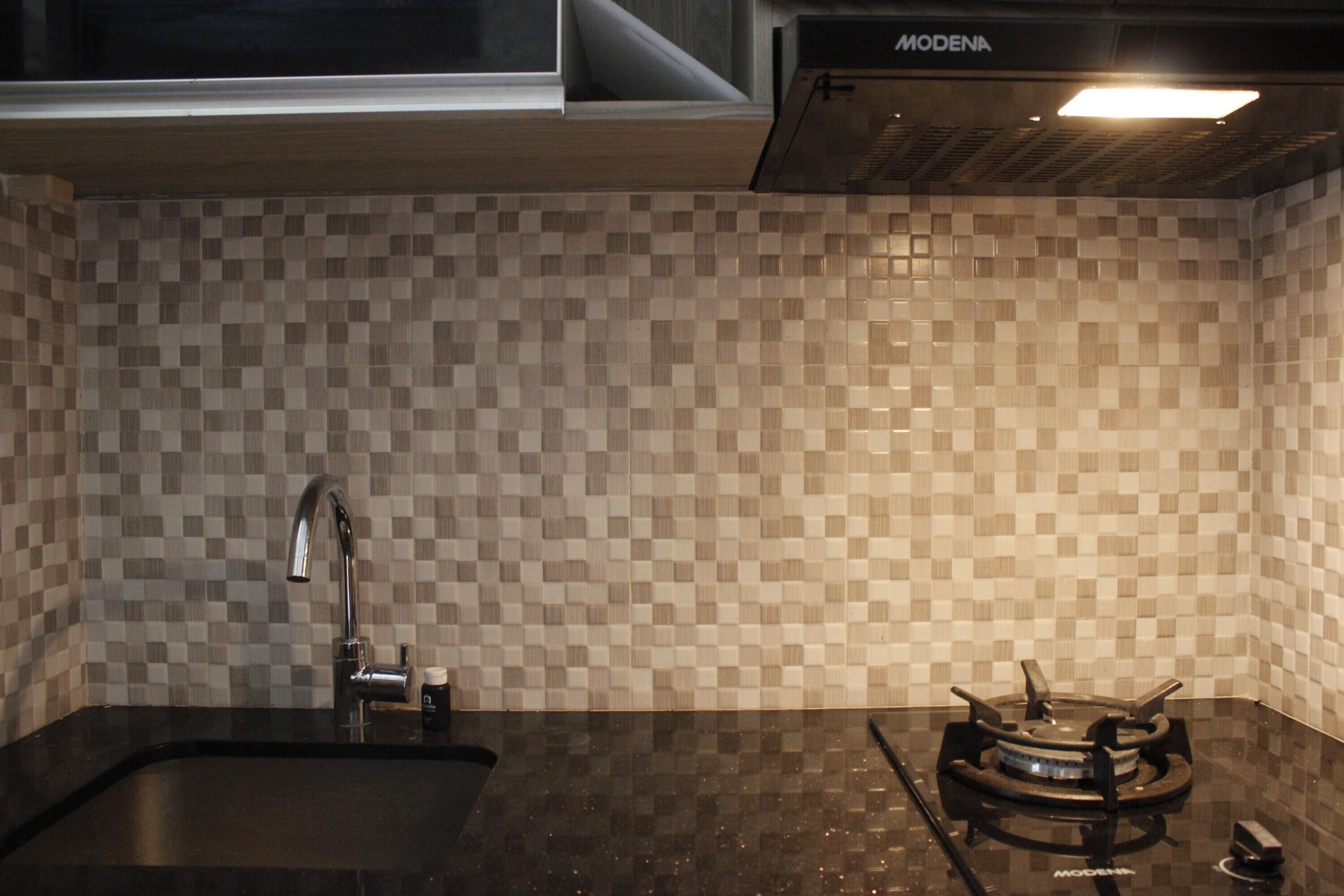 冰箱、微波炉、炉灶、电热水壶