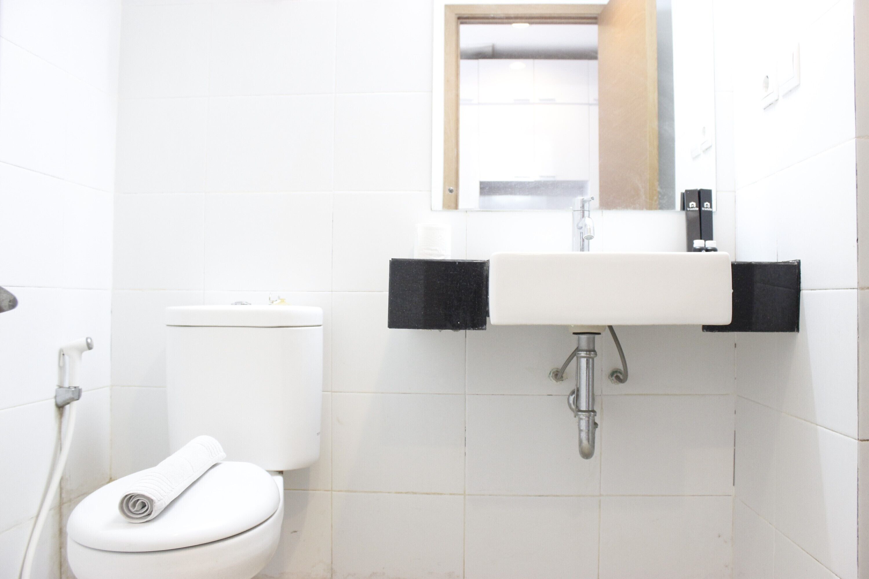 Room | Bathroom | Shower, towels