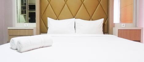 Free WiFi, bed sheets