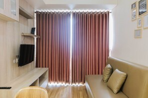 1 bedroom, free WiFi, bed sheets - Comfy 1BR Apartment Casa De Parco Central BSD City (Pagedangan)
