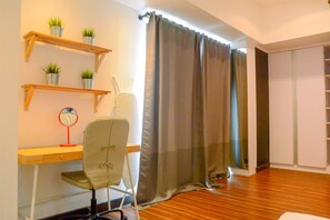ห้องพัก | บริเวณนั่งเล่น | ทีวี
