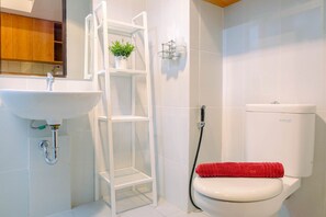 Habitación | Baño | Ducha y toallas