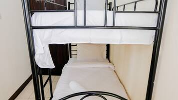 Room | 2 bedrooms, free WiFi, bed sheets