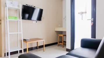 Room | Living area | TV