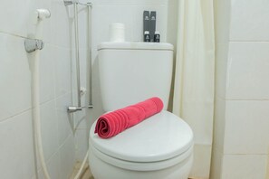 客房 | 浴室 | 淋浴设施、毛巾