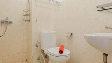 Room | Bathroom | Shower, towels