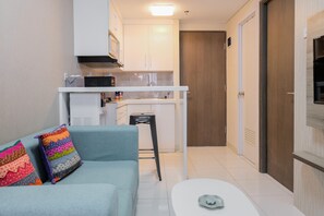 2 bedrooms, free WiFi, bed sheets - 2BR Apartment at Emerald Bintaro near British International School (South Tangerang)