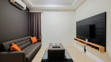 Room | Living room | TV