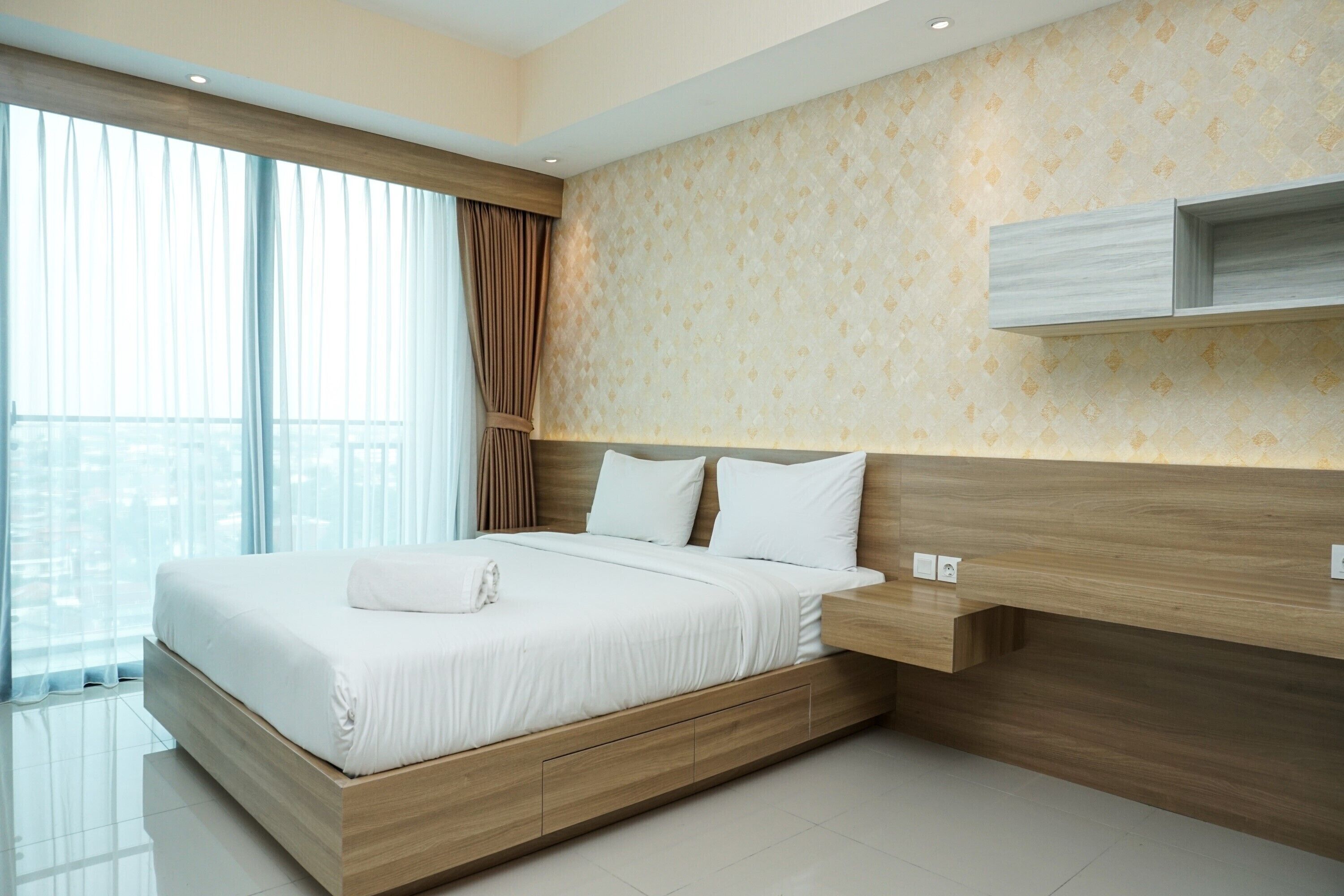 Chambre | Bureau, Wi-Fi gratuit, draps fournis