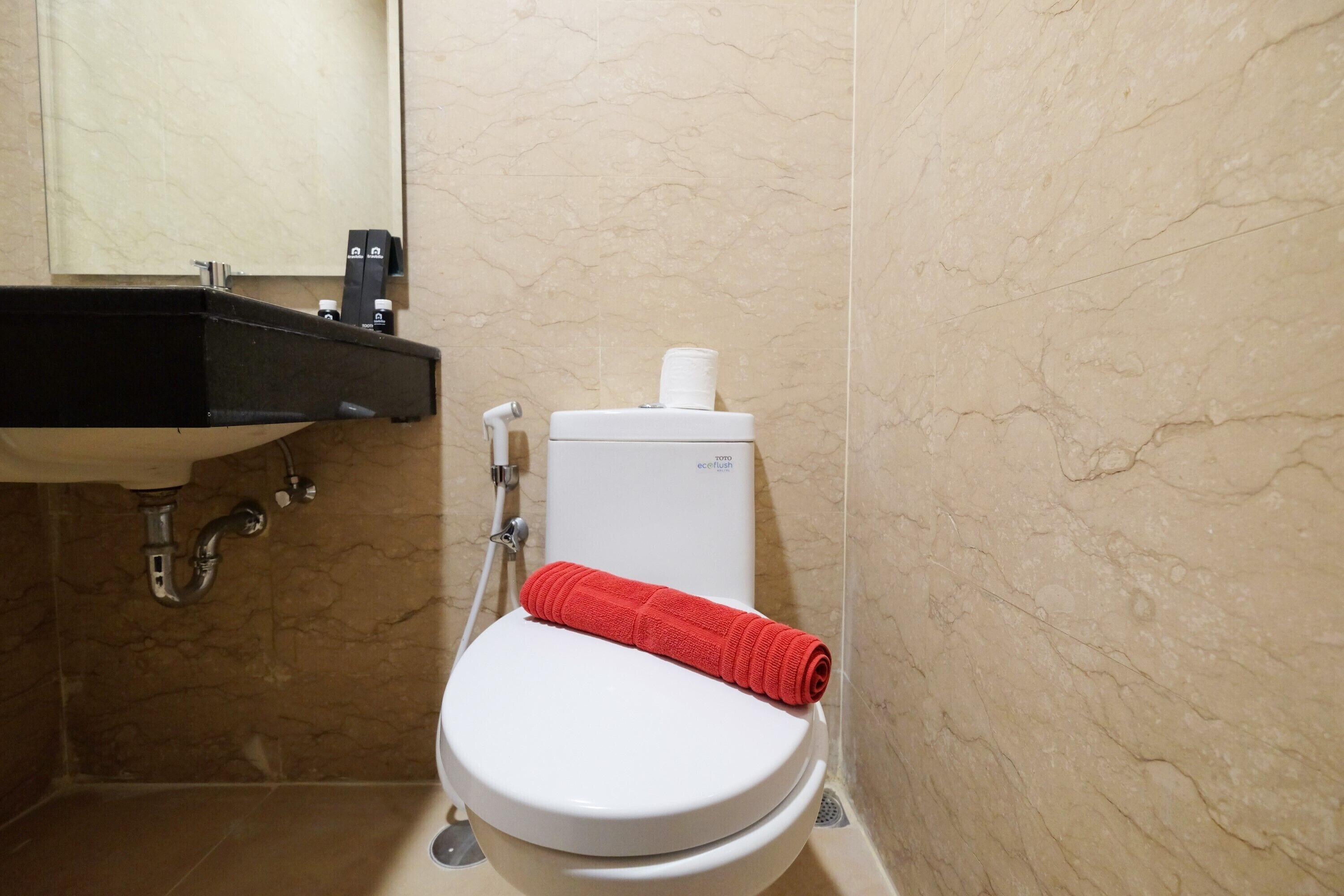 Rom | Bad | Dusj, toalettartikler (inkludert) og håndklær