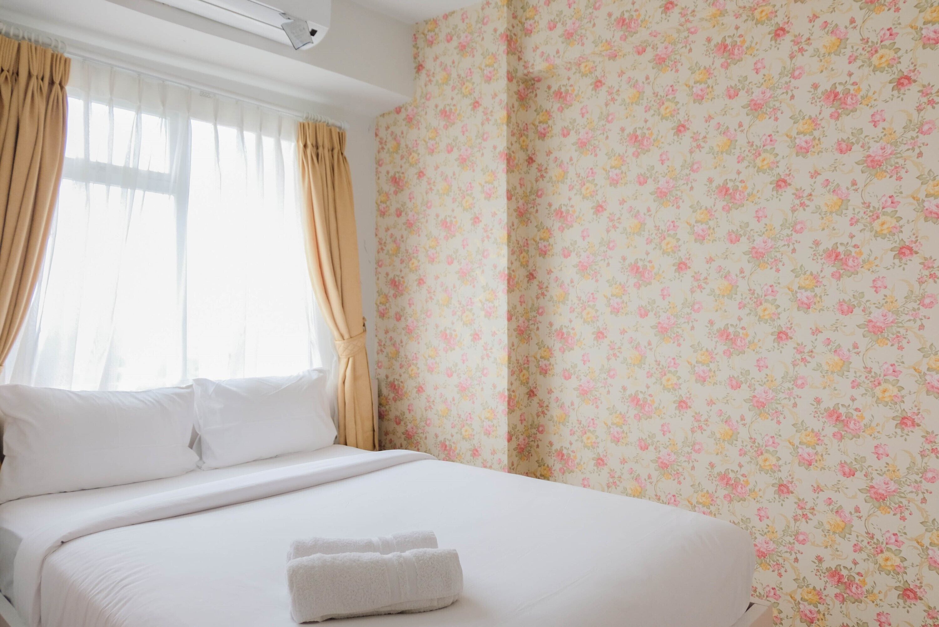 Room | 2 bedrooms, free WiFi, bed sheets
