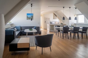 Penthouse, 2 Bedrooms | Desk, soundproofing, free WiFi, bed sheets - HOTEL SØMA Ilulissat (Ilulissat)