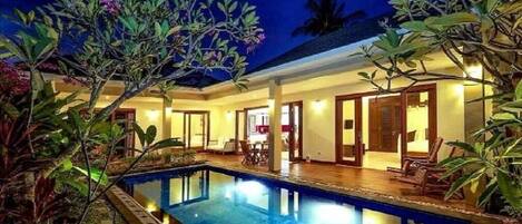 Piscina interna