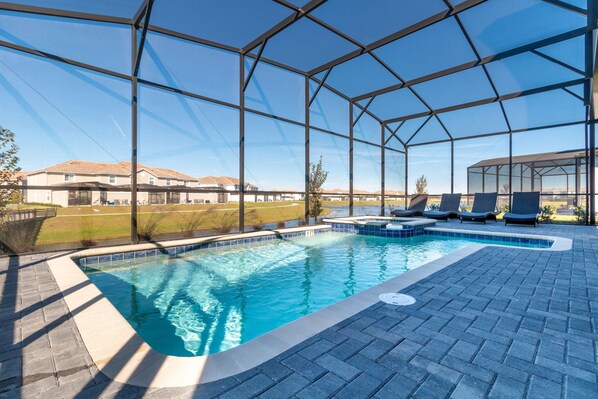 Casa, várias camas (2957 FS - Luxury Oasis: 6BR Villa, Po) | Piscina | Piscina externa, piscina aquecida