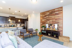 Condo, Multiple Beds (1979 MD - Luxury 5BR, Private Pool, N) | Living area