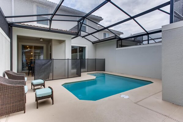 Outdoor pool, a heated pool - 4837 ML - Stunning 4BR Townhome (Kissimmee)