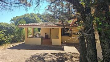 Panoramic Apartment, 2 Bedrooms, Patio, Partial Sea View