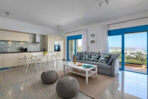 Smart-TV, Tischtennisplatte