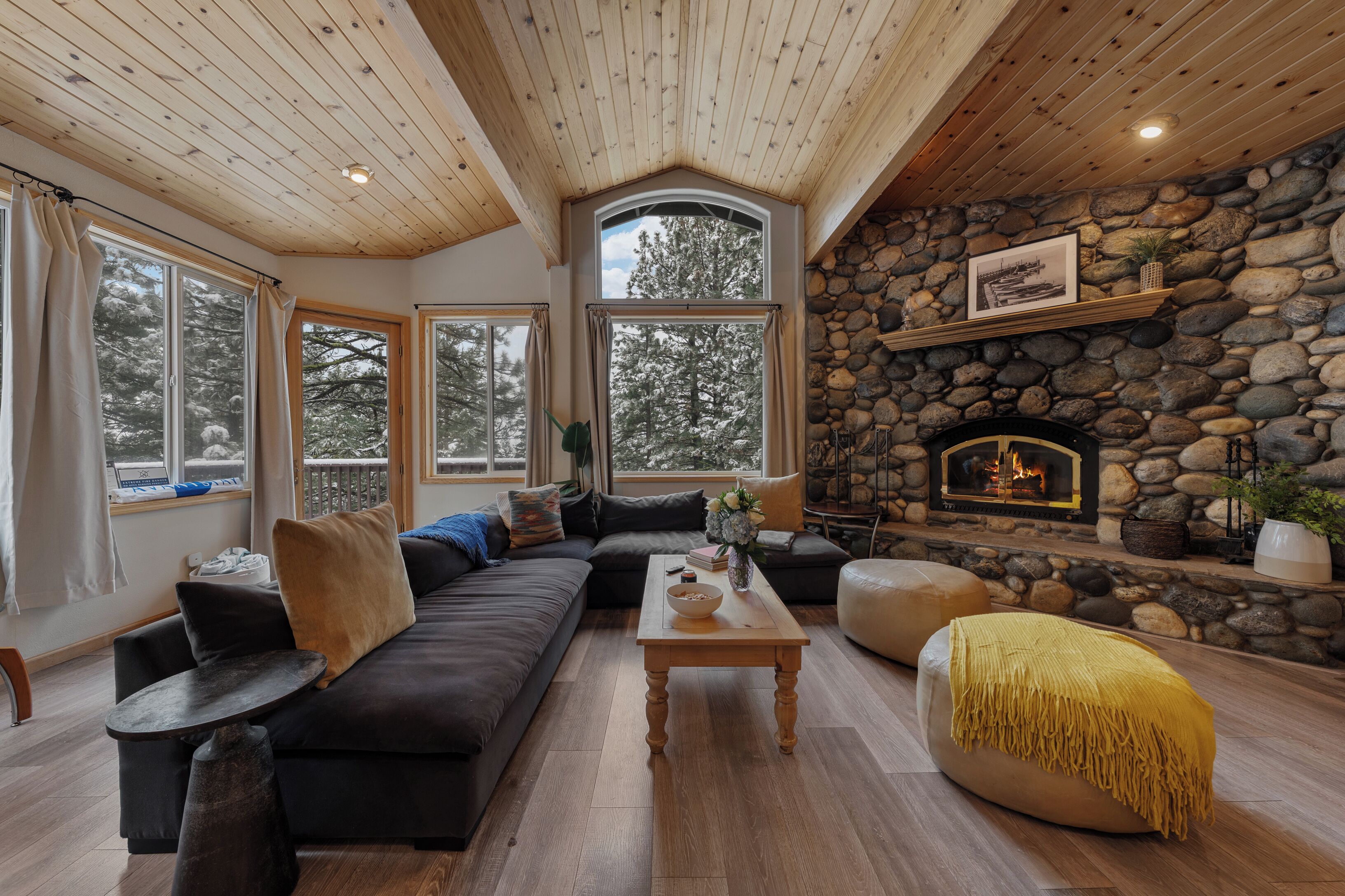 Smart-TV, peis, videospill og fotballspill