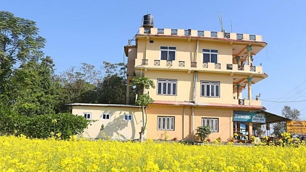 Exterior - Tiger Corner Inn (Sauraha)