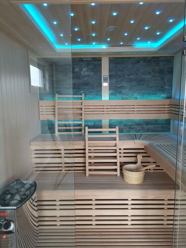 Sula Rorbuer og Havhotell