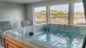 Bain à remous intérieur